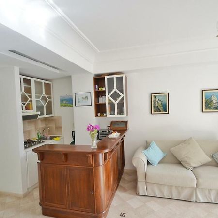 Casa Gadeamus Via Le Botteghe 12 Διαμέρισμα Κάπρι Εξωτερικό φωτογραφία