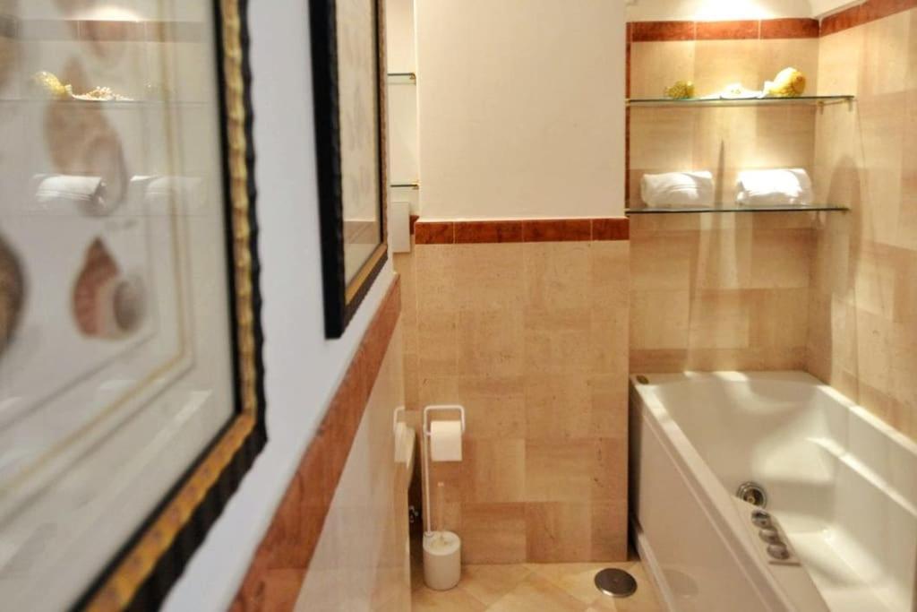Casa Gadeamus Via Le Botteghe 12 Διαμέρισμα Κάπρι Εξωτερικό φωτογραφία